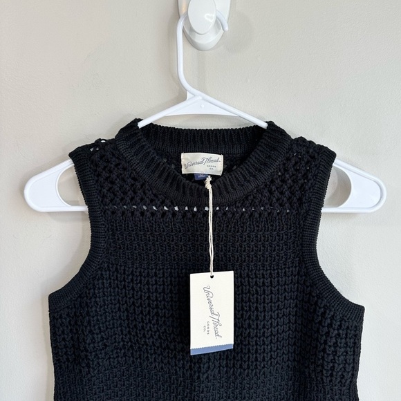 NWT Universal Thread Crochet Knit Open Work Sweater Vest Black Size X-Small - Picture 4 of 11